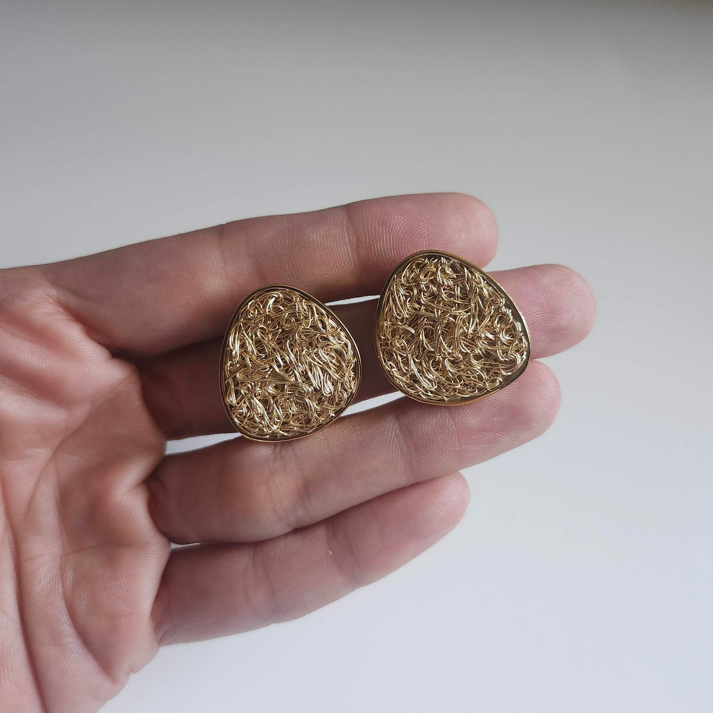 LILI GOLD EARRINGS