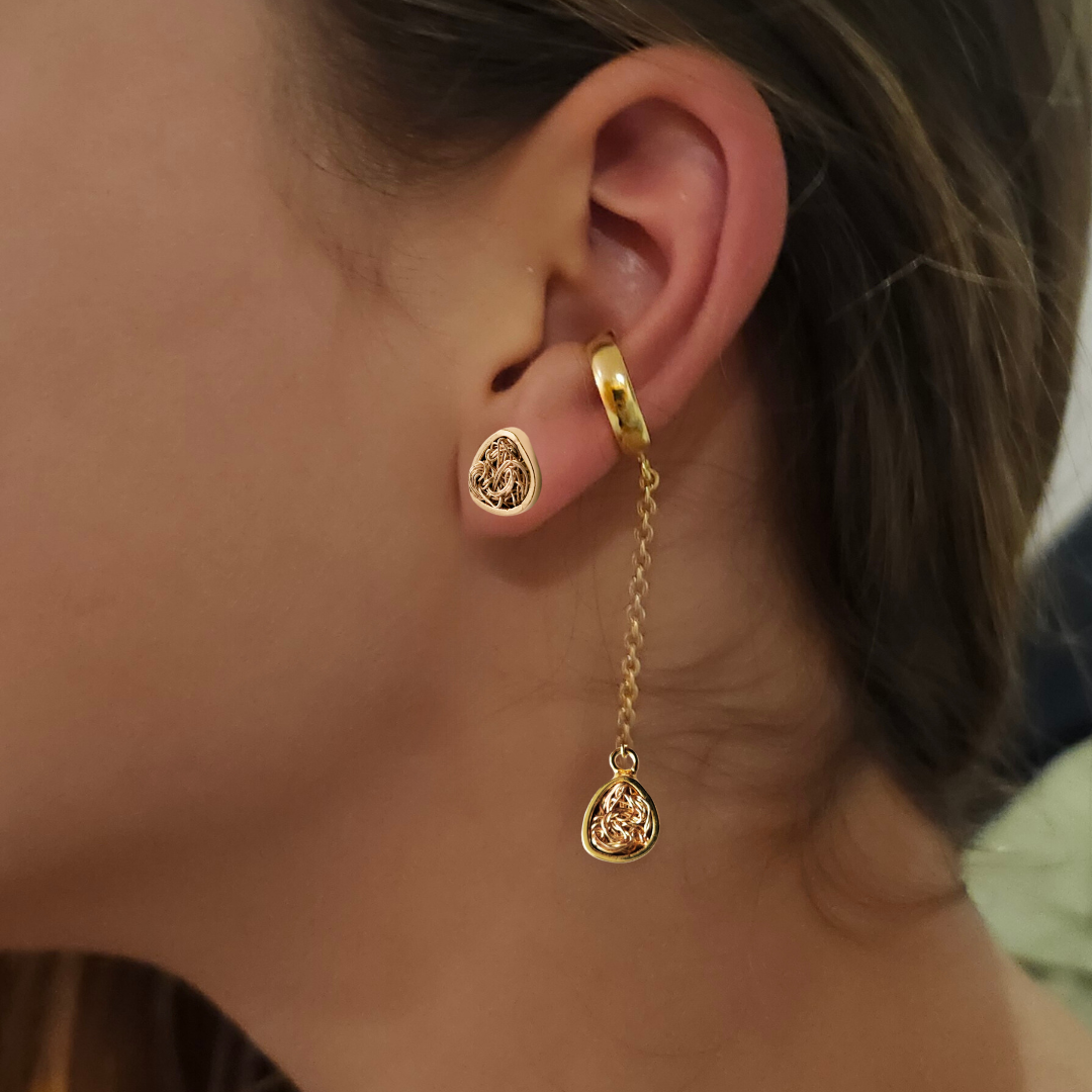 Gold Ear cuff Asymetrical